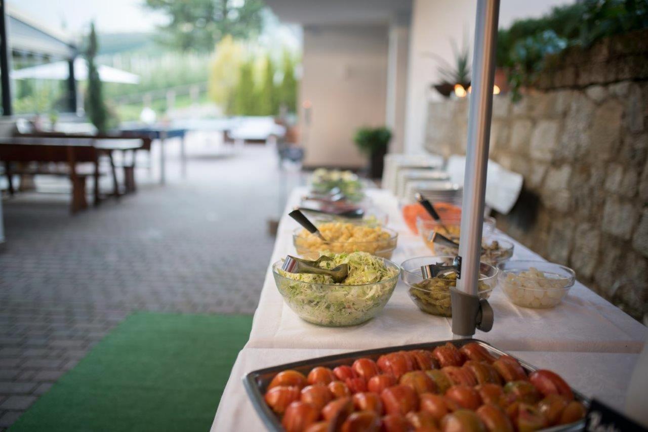Hotel Eichenhof Tirolo Eksteriør billede